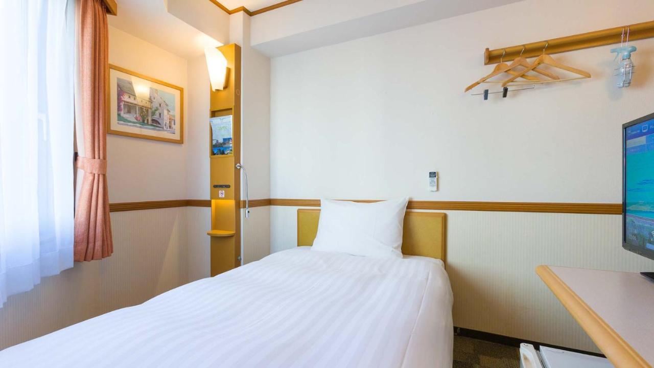Toyoko Inn Hokkaido Kushiro Juji-Gai Extérieur photo
